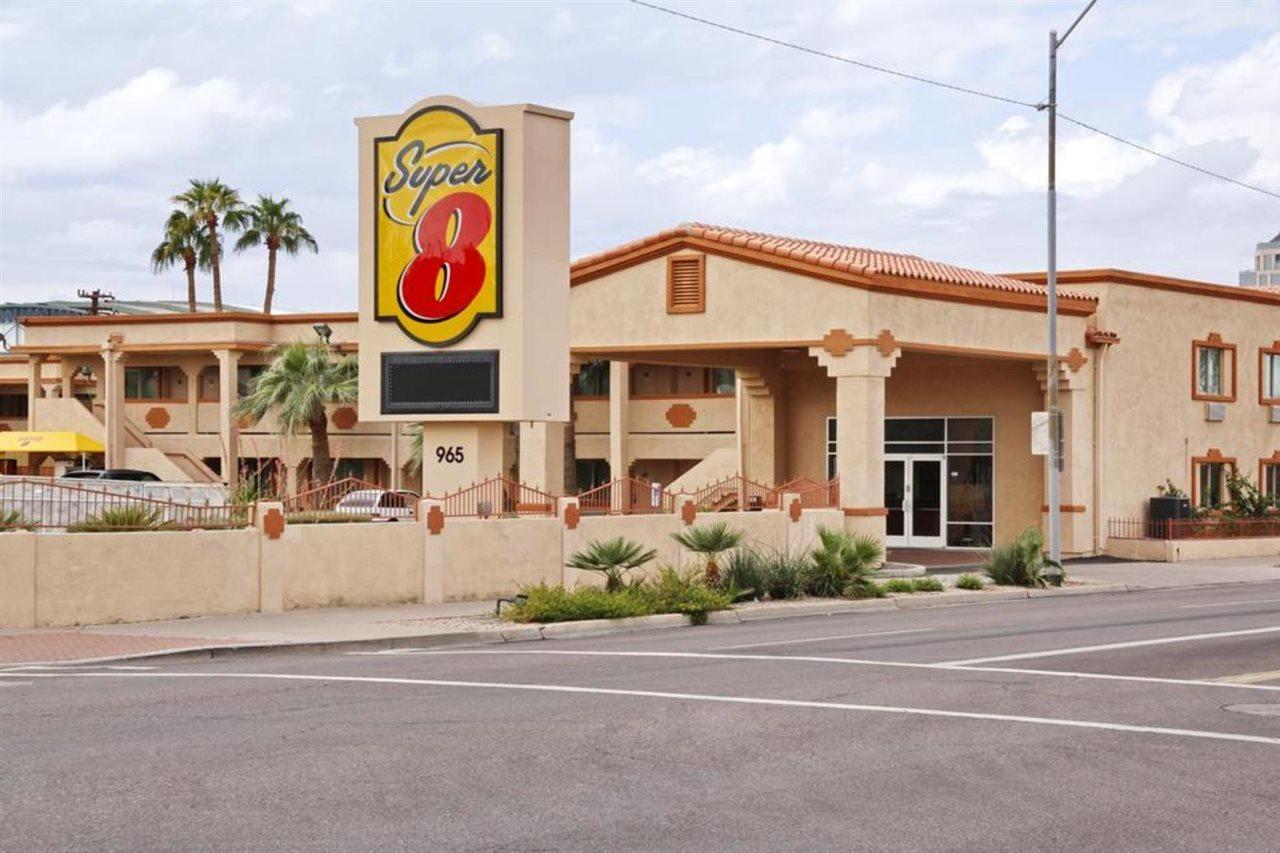 Super 8 By Wyndham Phoenix Downtown 外观 照片