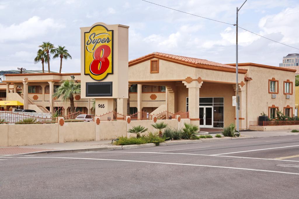 Super 8 By Wyndham Phoenix Downtown 外观 照片